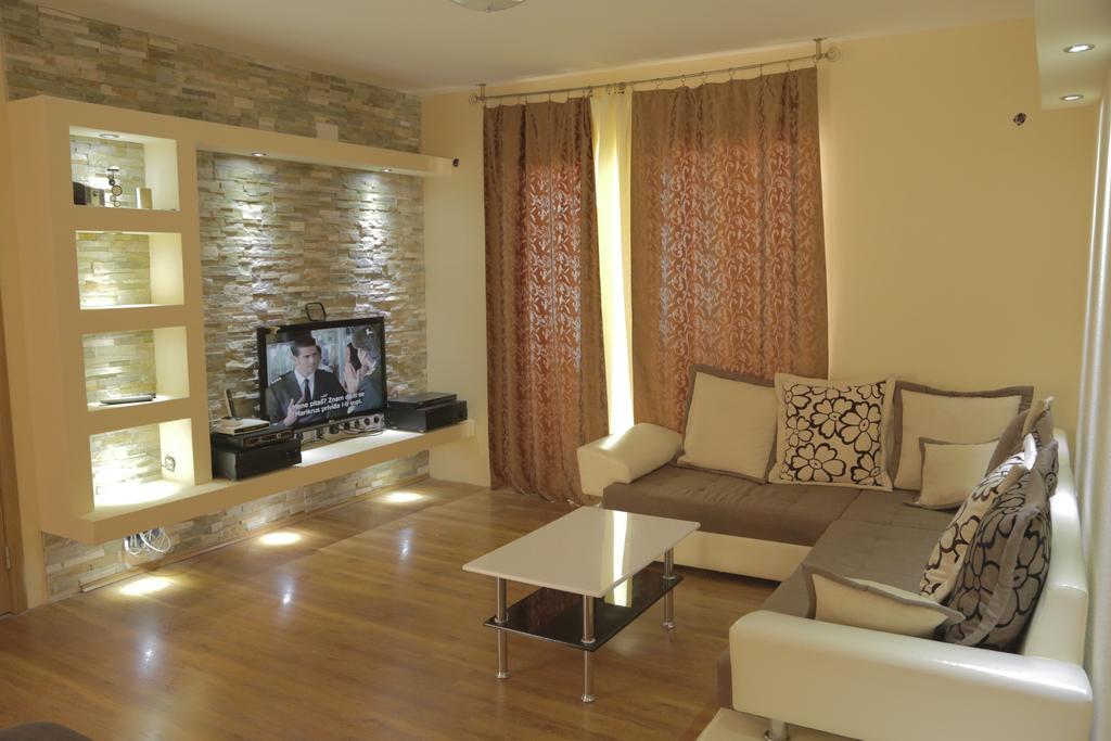Lilian Apartments Будва Стая снимка