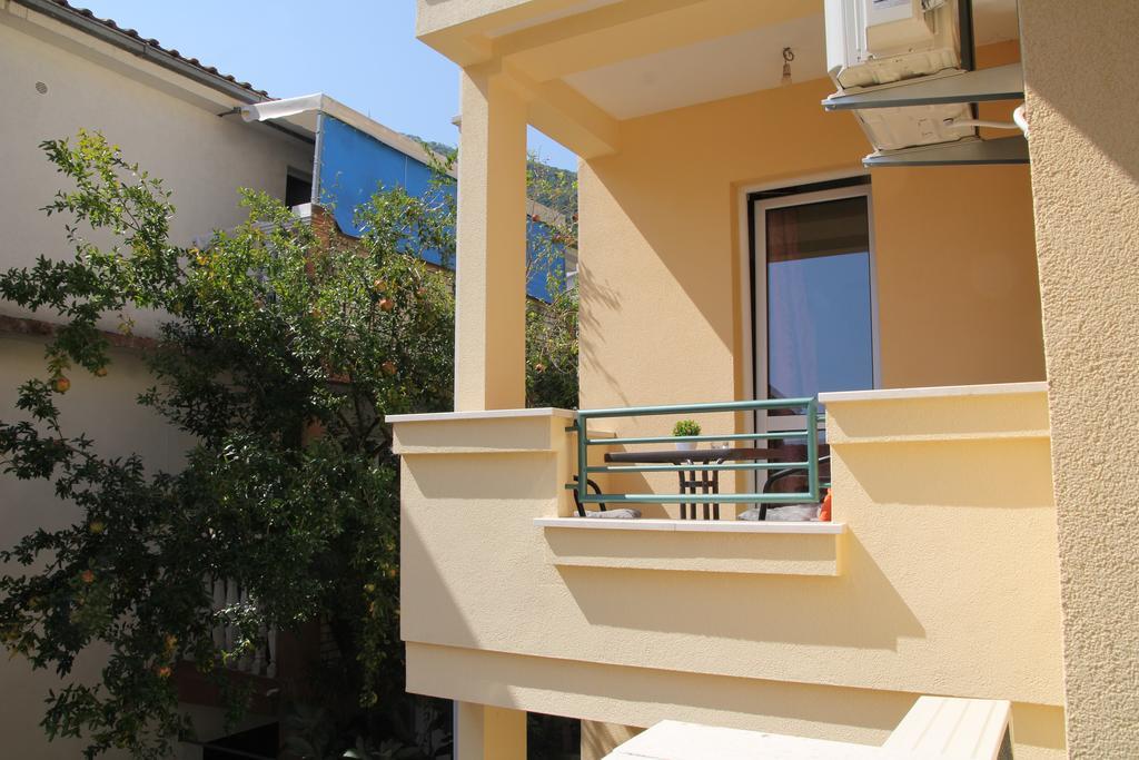 Lilian Apartments Будва Екстериор снимка